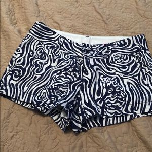 Super cute Lily Pulitzer shorts!